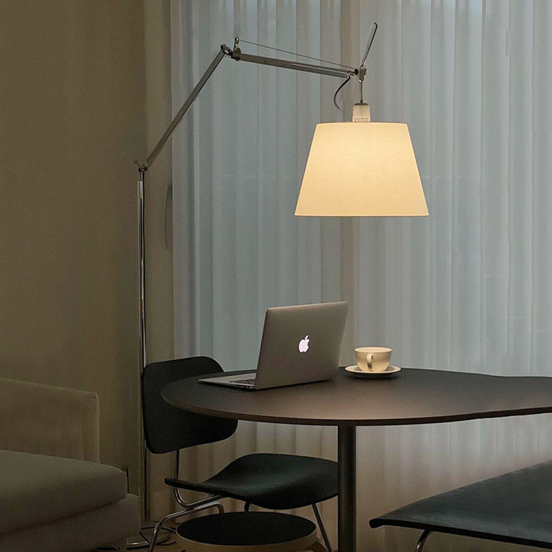 Adjustable swing arm second-hand floor lamp 19